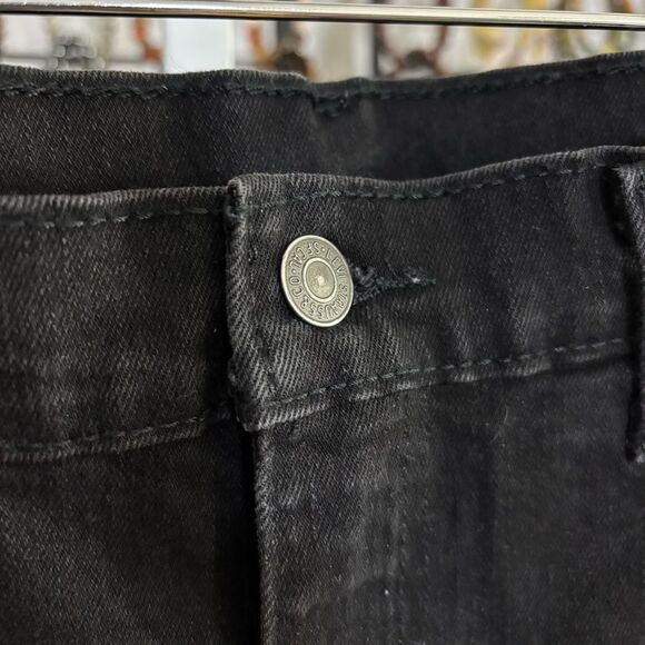 Levi's Black Relaxed Jeans 36x32 dark denim jeans 502 - Picture 4 of 8